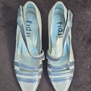 Fidji Women's Elegant Blue Heels
